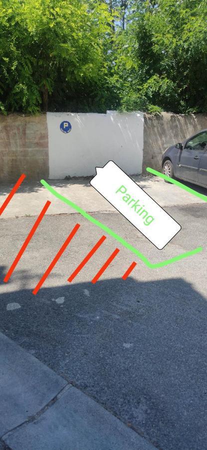 Logement Entier A 15 Mn D'Avignon, 10Mn D'Orange Deux Chambres Roquemaure  Luaran gambar